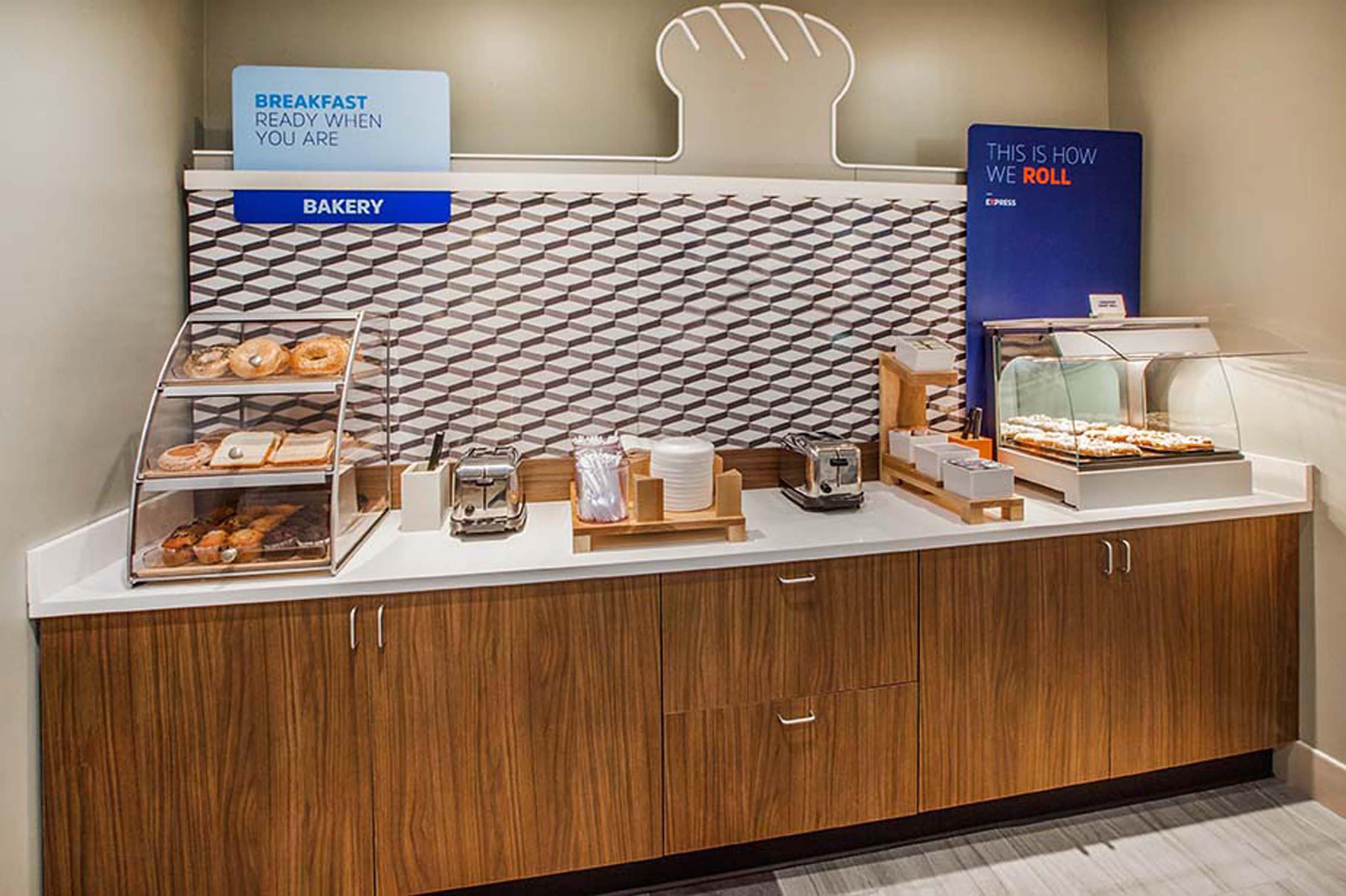 Holiday Inn Express Peachtree Corners-Norcross By Ihg Exteriör bild